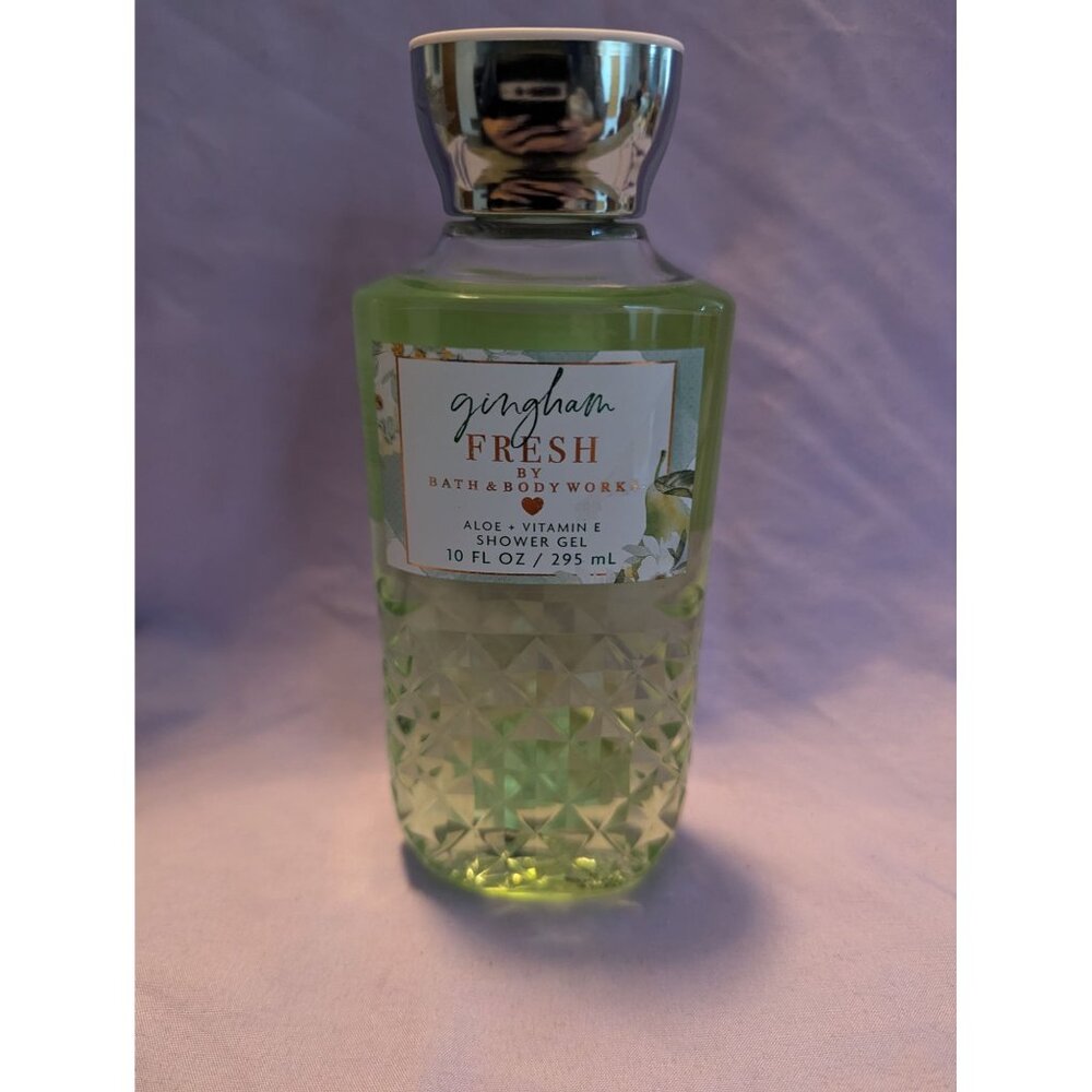 Gingham Fresh Aloe & Vitamin E Shower Gel 10 Fl Oz By Bath & Body Works